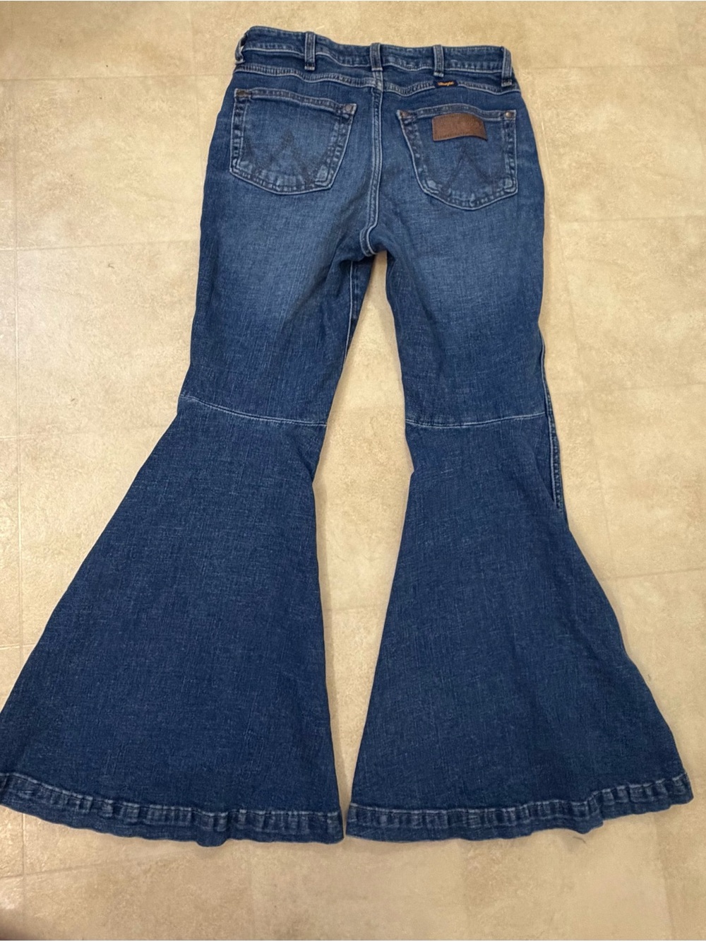 Wrangler High Rise Extreme Flare Bell Bottom Jeans
